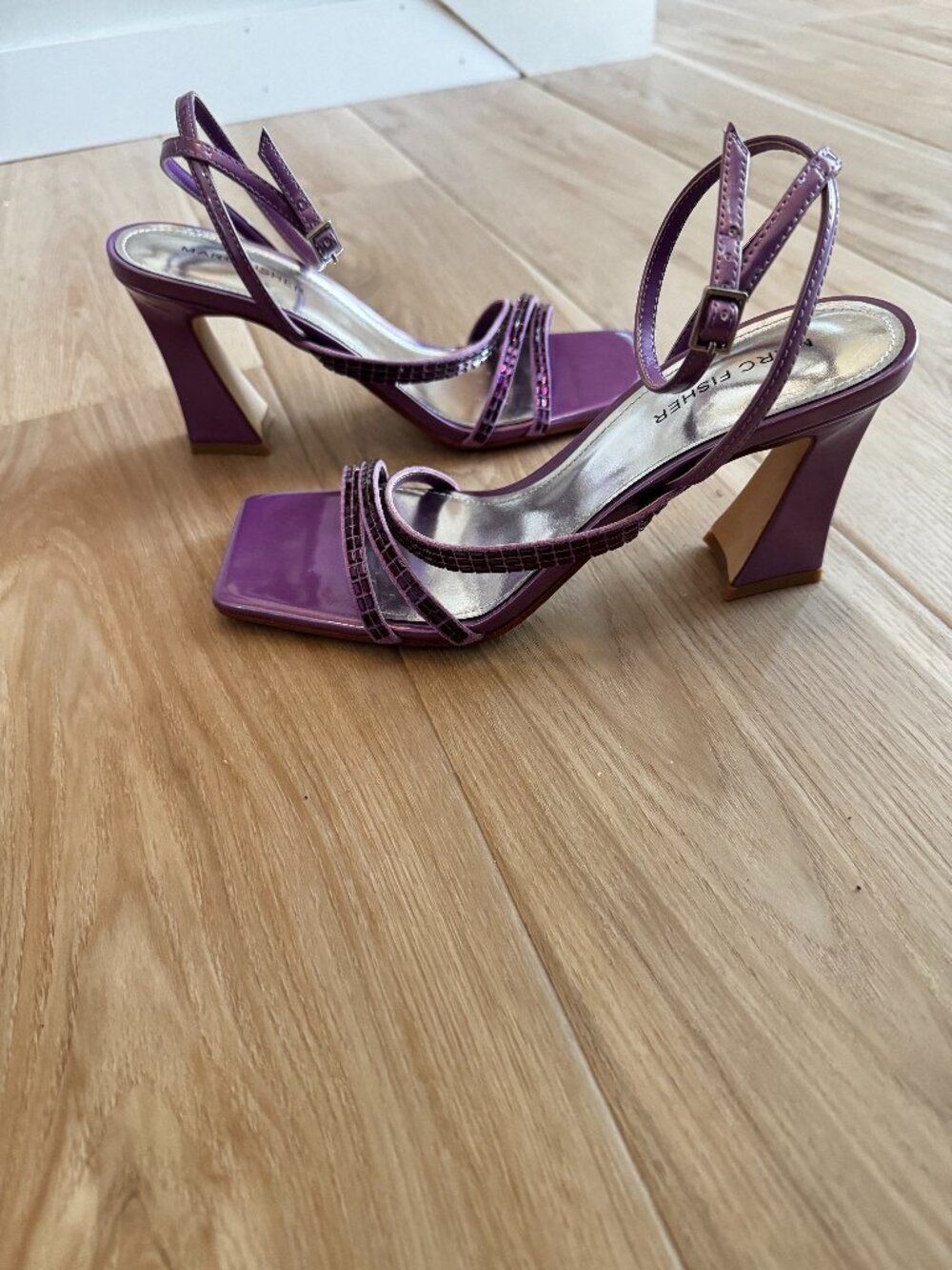 Marc Fisher Purple Rhinestone Strappy Heels Sandals Size 9 Homecoming Party